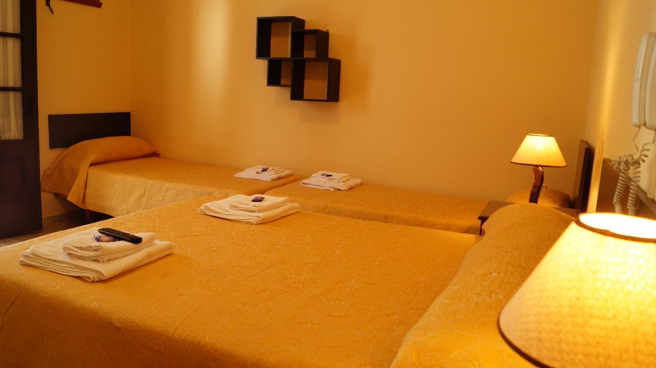 מנדוזה Hotel Zamora מראה חיצוני תמונה