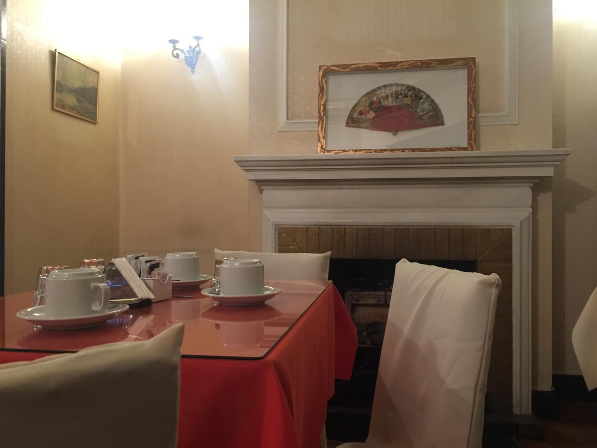 מנדוזה Hotel Zamora מראה חיצוני תמונה